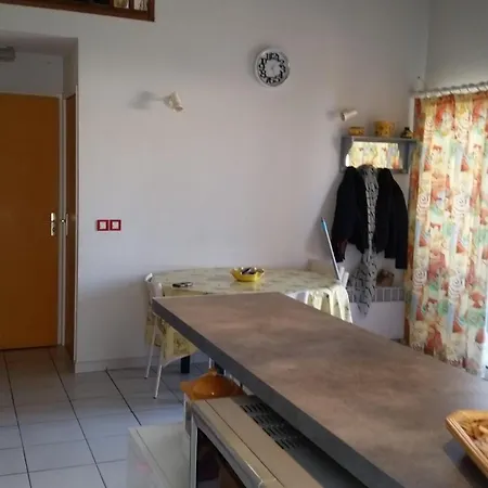 Maison *